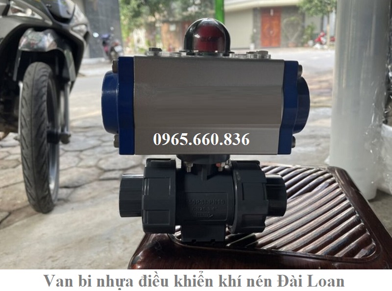 van_bi_nhua_dieu_khien_dien_dai_loan_1