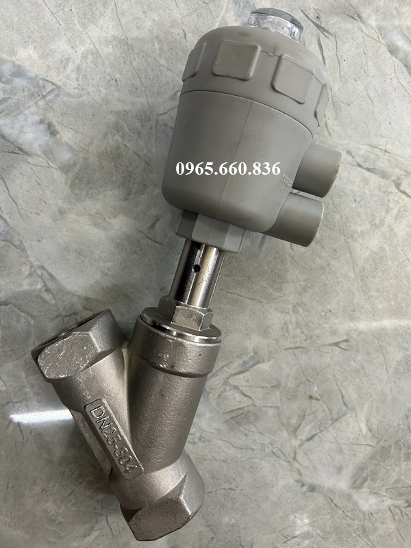 van y xiên điều khiển khí nén ren đầu nhựa