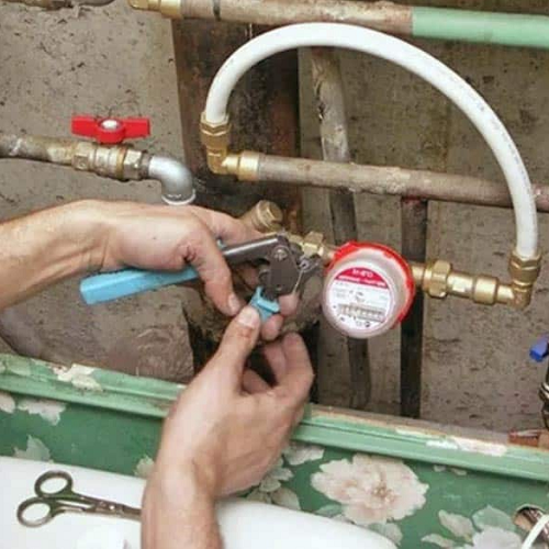 Khi đồng hồ đo nước lại không đo nước…