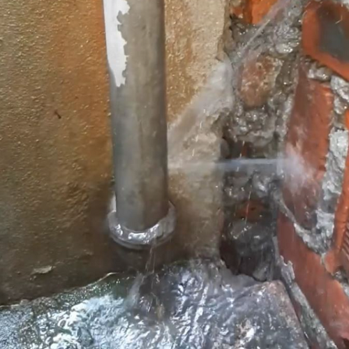 Làm thế nào để kiểm tra đường ống cấp nước sau đồng hồ nước?