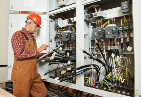 Điện công nghiệp là gì? Thiết kế - Thi công - Bảo trì hệ thống điện