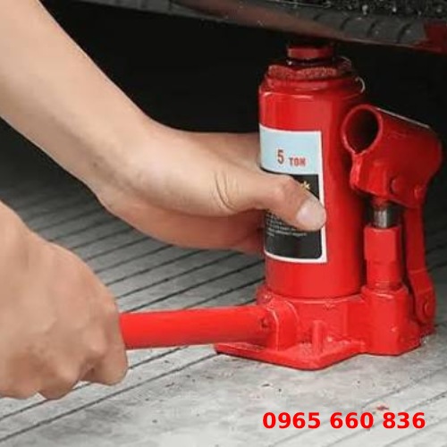 Chọn kích thủy lực theo tải trọng và chiều cao nâng chuẩn kỹ thuật